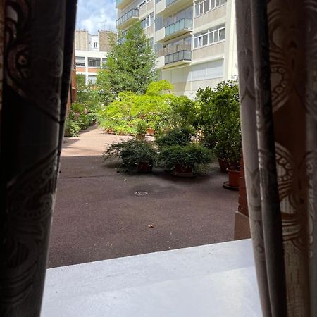 Tour Montparnasse Acomodação com café da manhã Paris Exterior foto